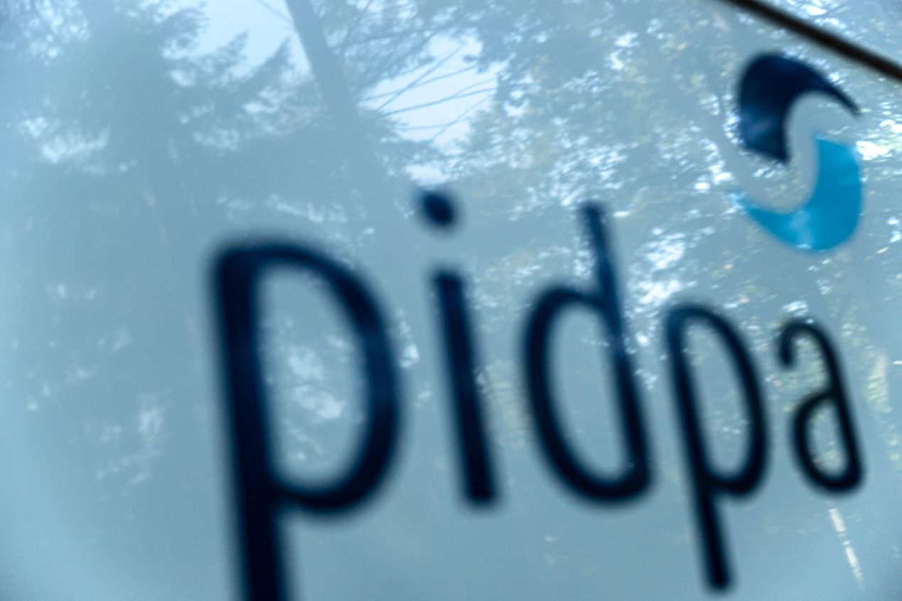 Logo pidpa op auto